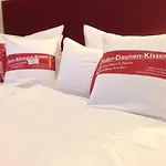 מלון Altstadthotel Arte פולדה