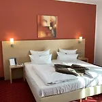 Altstadthotel Arte מלון