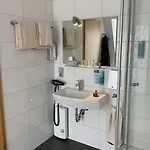 מלון Altstadthotel Arte