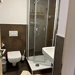 מלון Altstadthotel Arte