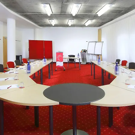 ホテル Altstadthotel Arte 4*